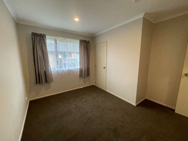 54 Dundale Avenue Blockhouse Bay_11