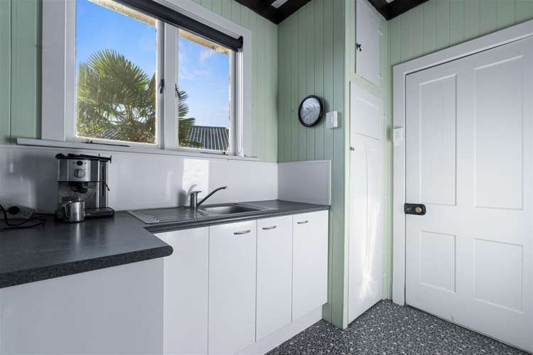 2 Grey Street (corner Cobham Drive) Hamilton East Hamilton City Commercial Property For