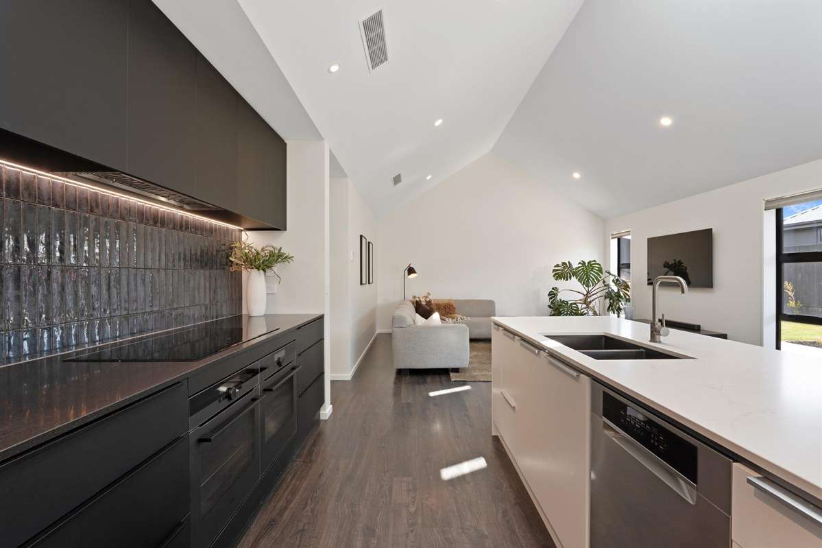 63 Waikirikiri Avenue_4