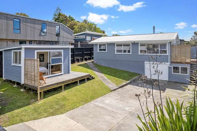 44 Doyly Drive Stanmore Bay_4