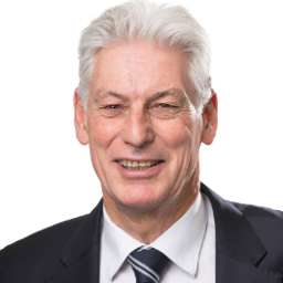 Ian Knight