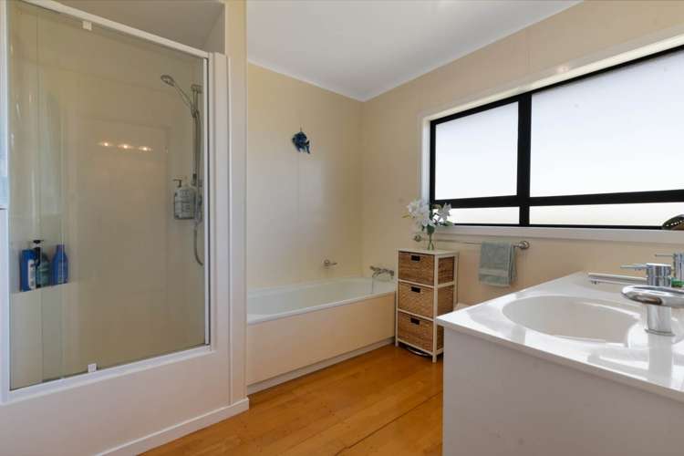 14 Imatra Place Sunnyhills_18