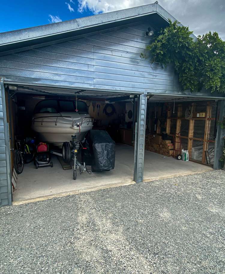 222 Waitaki Drive Otematata_16