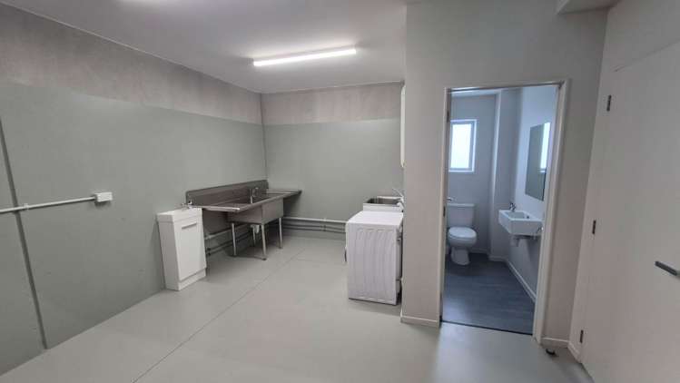 Unit 8/45 Karepiro Drive Stanmore Bay_2