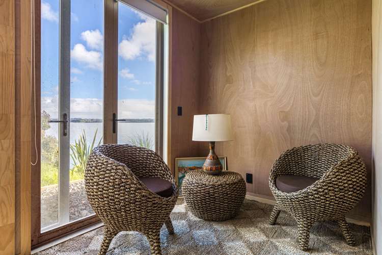 13b Torkar Road Clarks Beach_12