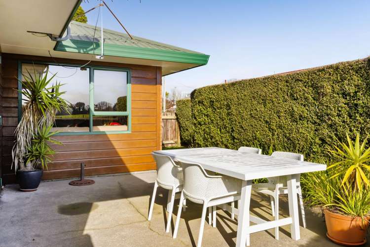 60 Pembroke Road East Stratford_8