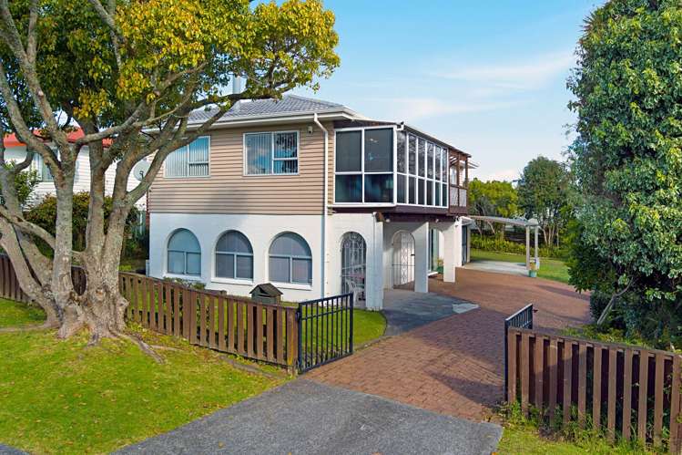 4 Seakens Way Glen Eden_16