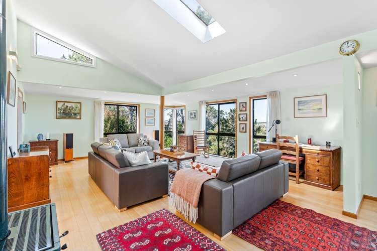 8 Clayden Drive Gulf Harbour_11