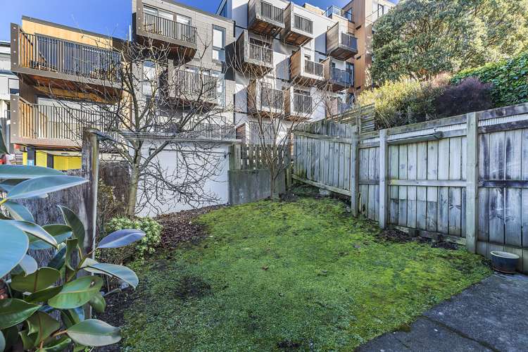 28 Owen Street Newtown_11
