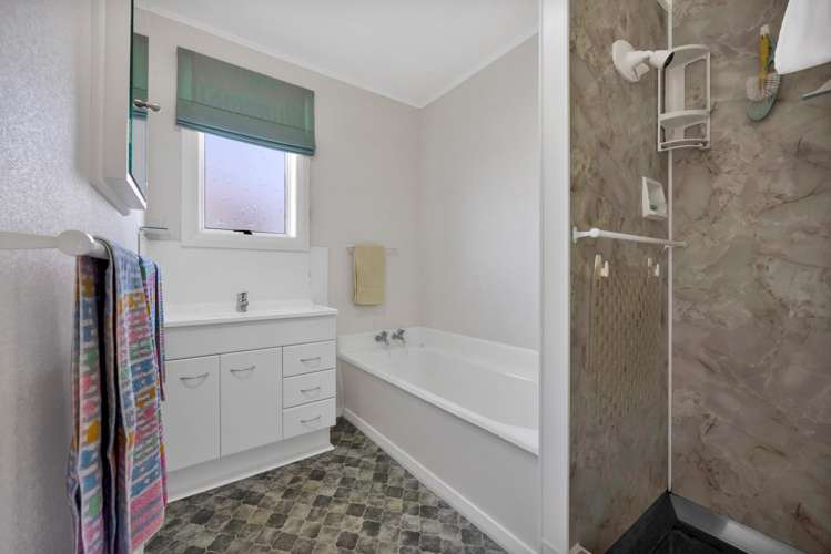 7 Caplen Street Hawera_9