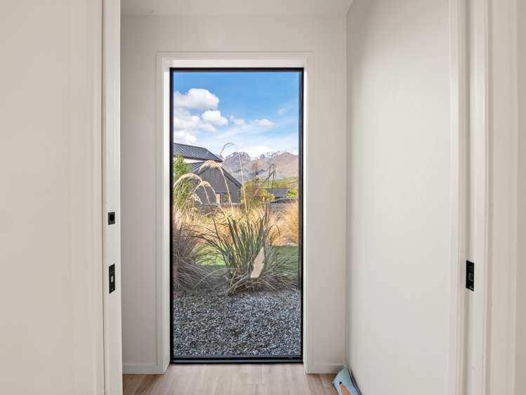 7 Polperro Court Jacks Point_20