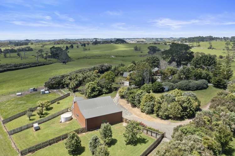 64 Gervin Road Wainui_13