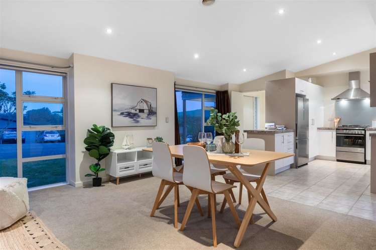 18 Dusky Crescent Aotea_1