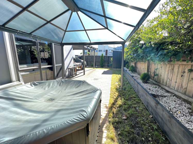 2 Nagle Place Golflands_11