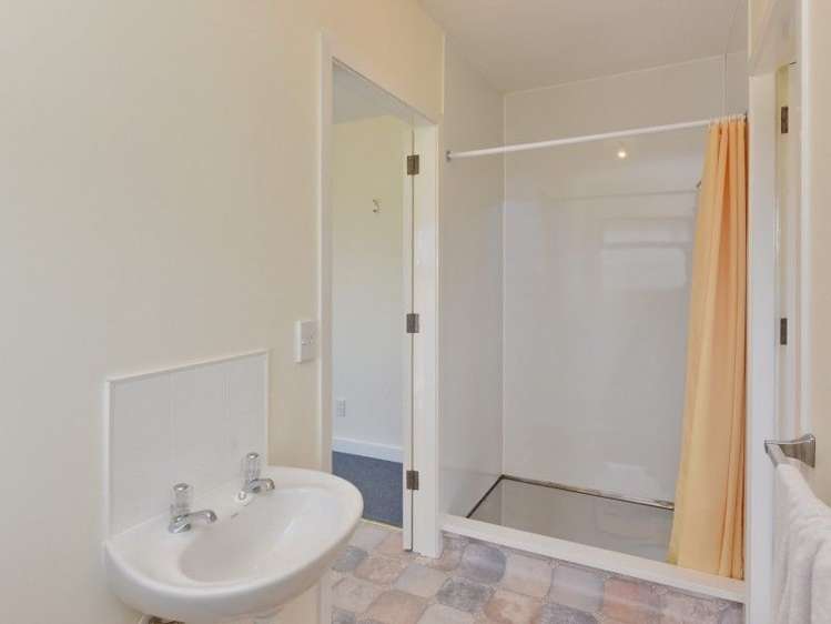 72 Mulcocks Road Flaxton_13
