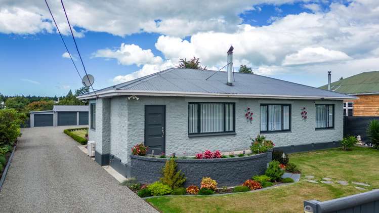 5 Holmes Street Waimate_25