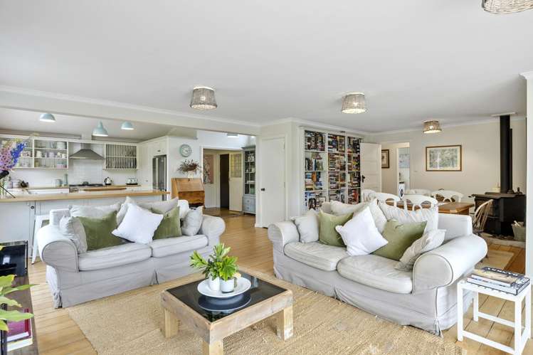 211 Doctors Point Road Waitati_11