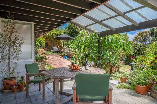 275 Don Buck Road in Massey, Waitakere City, Auckland