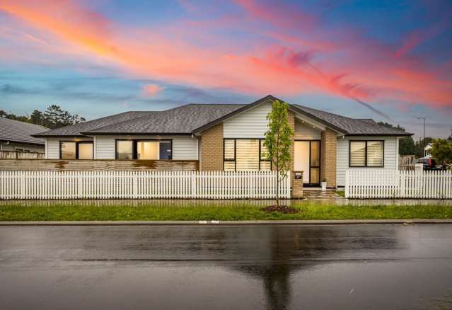 Huapai 4  bedrooms