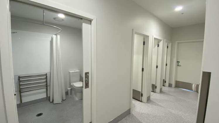 Unit 3, 71 Devonport Road Tauranga Central_4