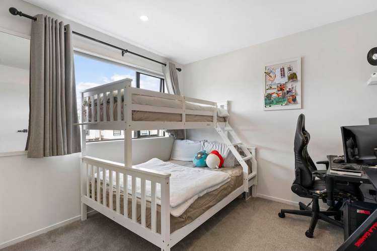 33 Kiato Lane Flat Bush_6