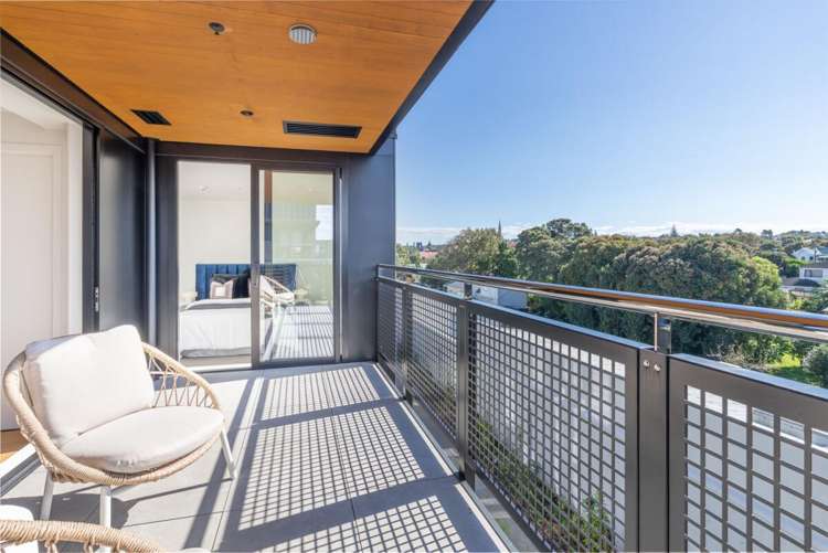 4/11 Spring Street Onehunga_12