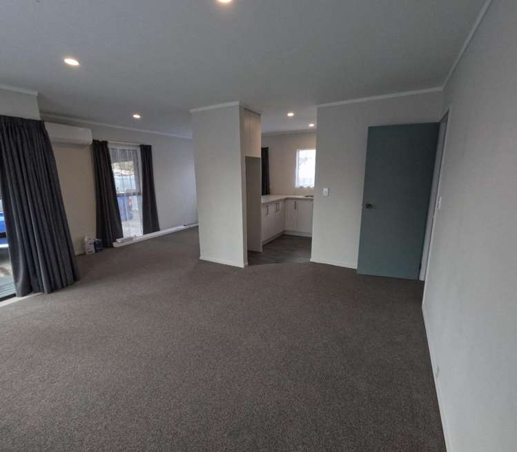 12 Redwood Drive 2124_6
