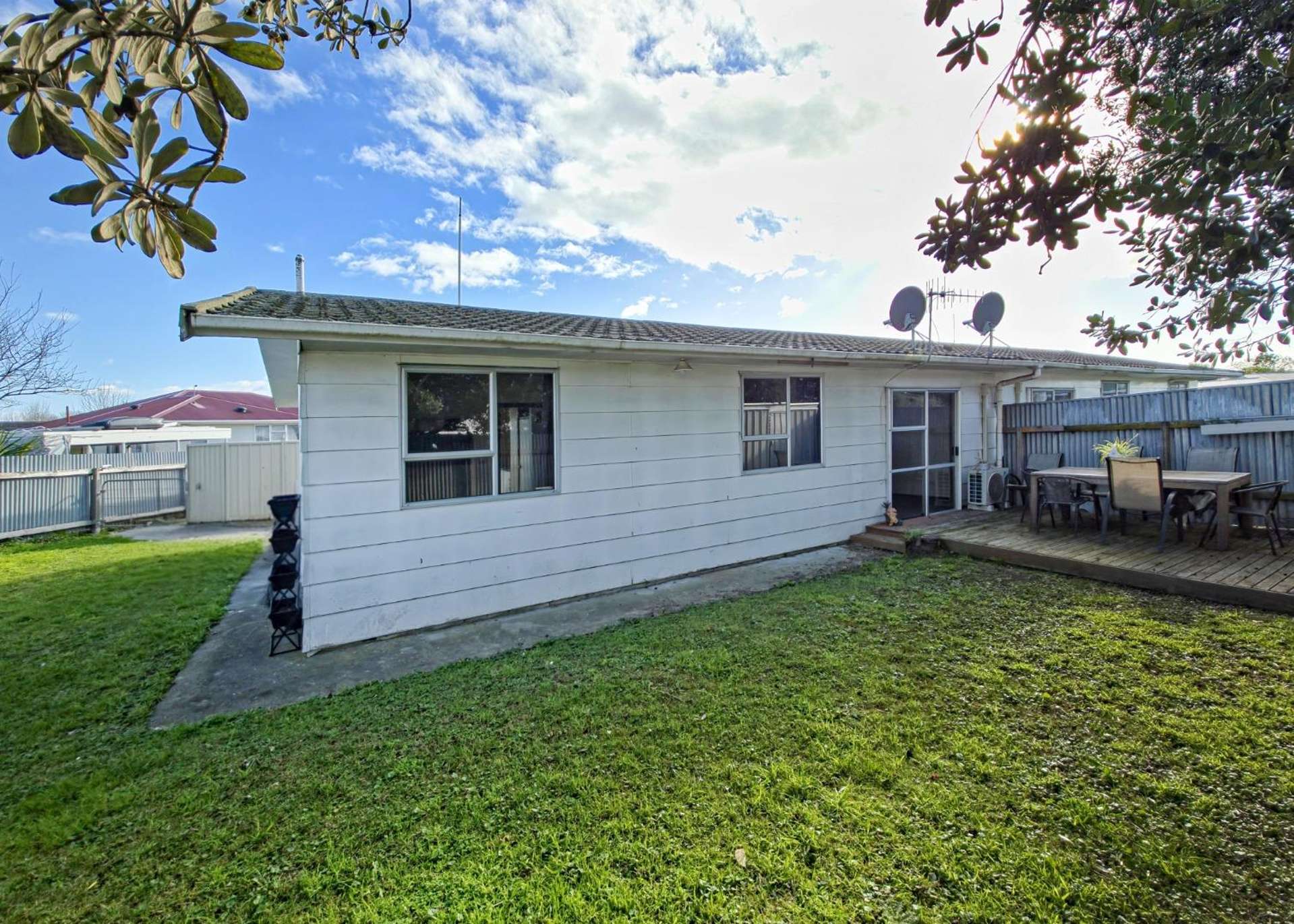 2/9 Lyttelton Crescent 2110_0