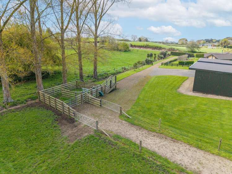 21 Barrett Road Ngahinapouri_30