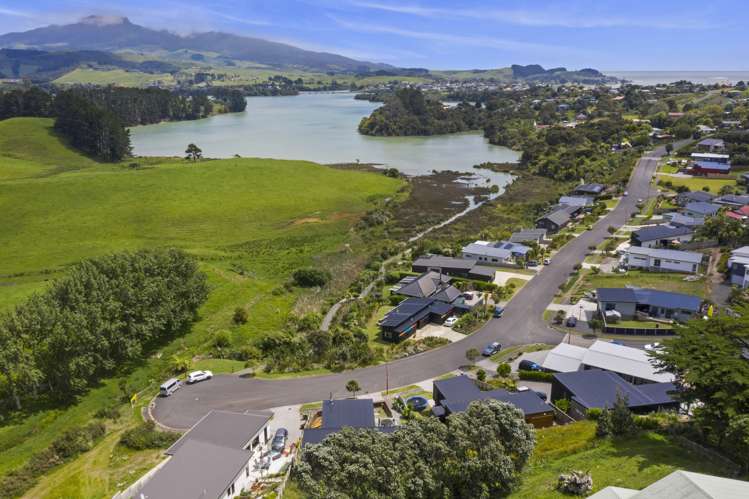 38 Robertson Street Raglan_32