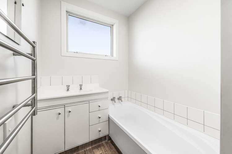 2/15 Mountain View Place Leeston_9