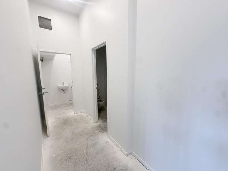 49 Main Highway Ellerslie_6