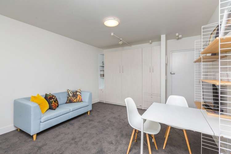 8/20 Central Road Kingsland_8