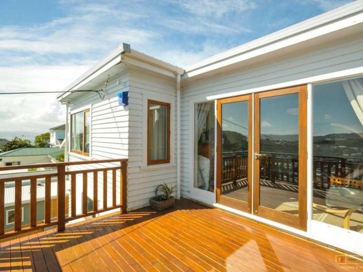 84 Nevay Road Karaka Bays_0