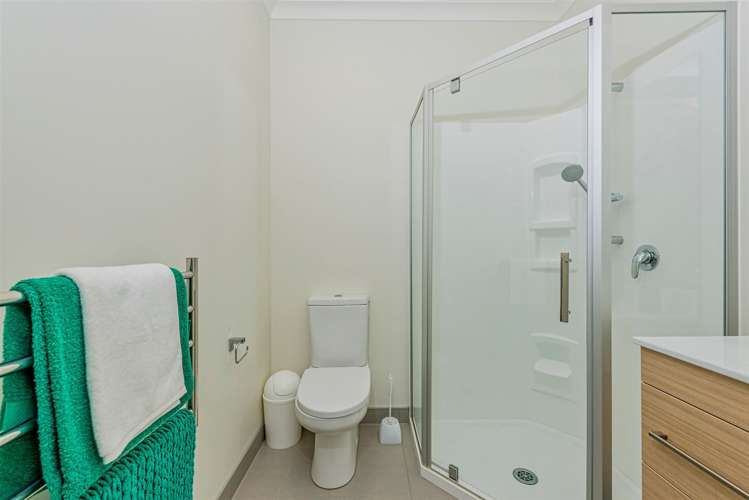 8 Toheroa Street Hobsonville_12