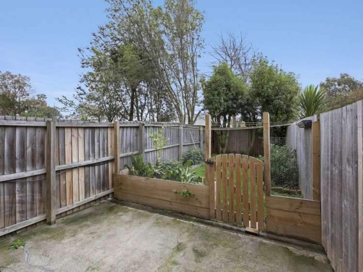 2/337 Armagh Street Linwood_8