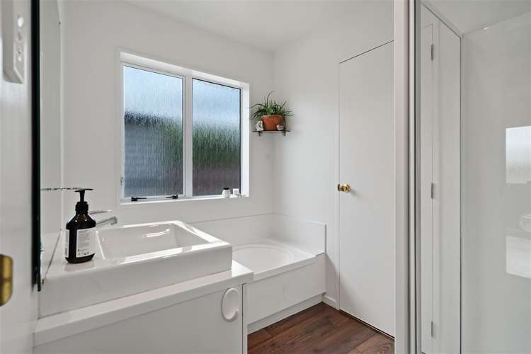 2/42 Bicknor Street Templeton_15