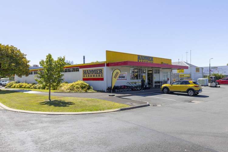 2 The Town Centre Turangi_10