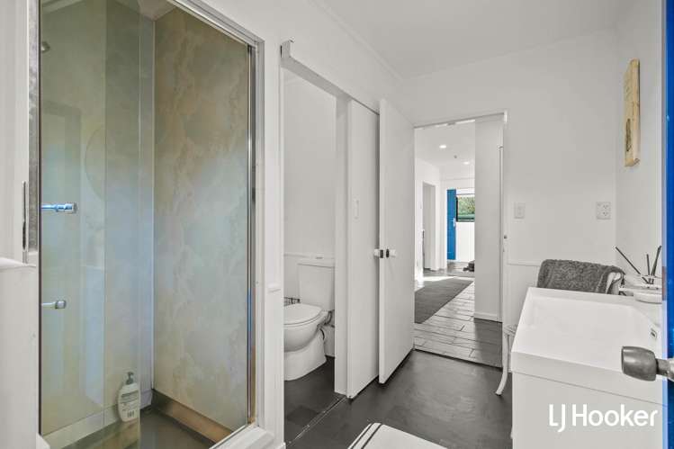 5 Marina Way Athenree_21