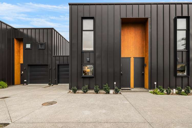 2/12 Hume Street Sydenham_16