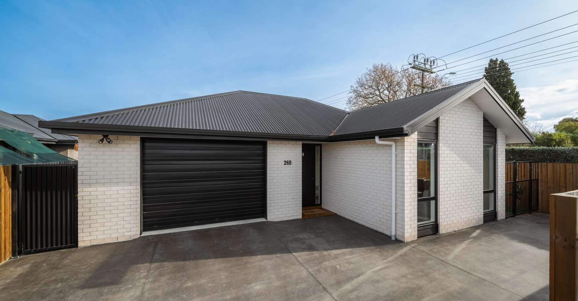 26b Harvard Road Burleigh_0