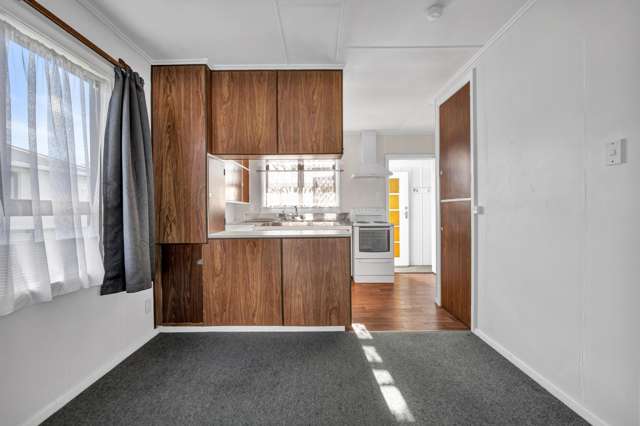 102 Brecon Road Stratford_2