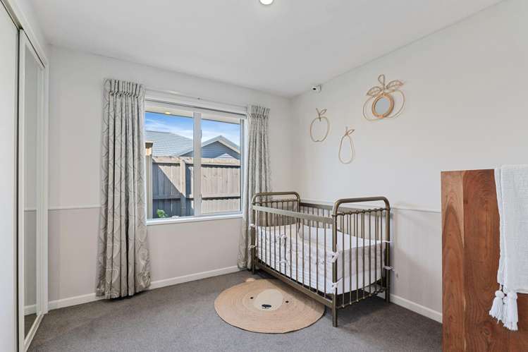 5 Carradale Avenue Yaldhurst_17