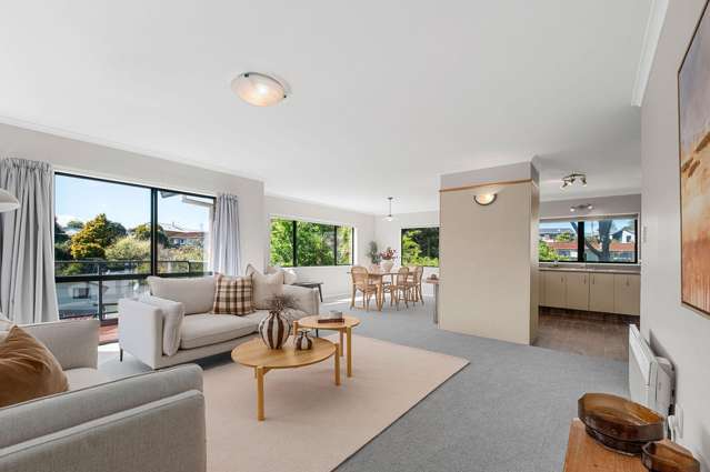 18 Phoenix Place Dinsdale_1