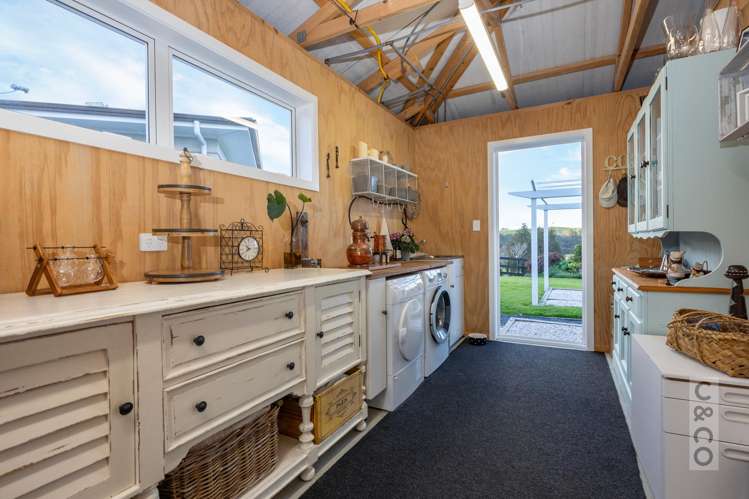 93 Alf Access Road Helensville_27