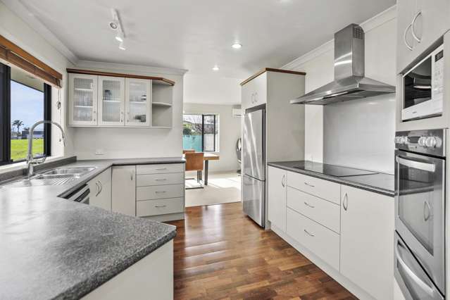 5 Crawford Drive Thames-coromandel_1