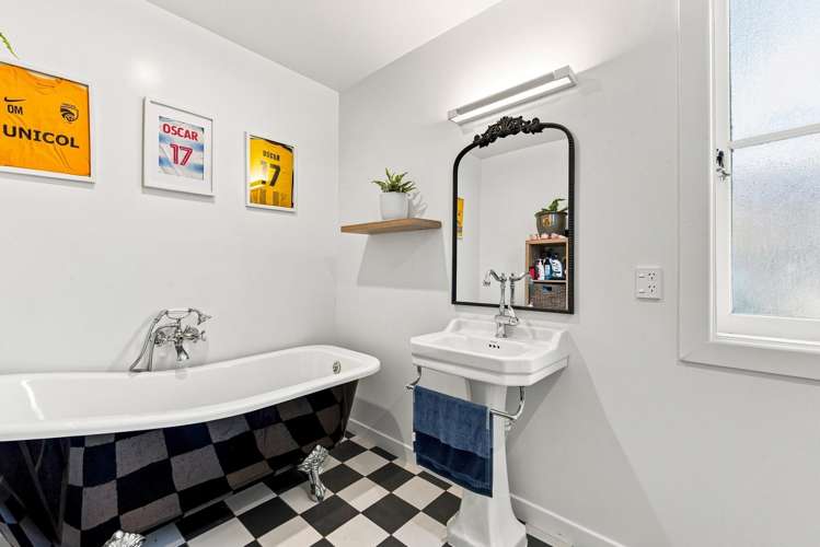 152 Lincoln Road Addington_14