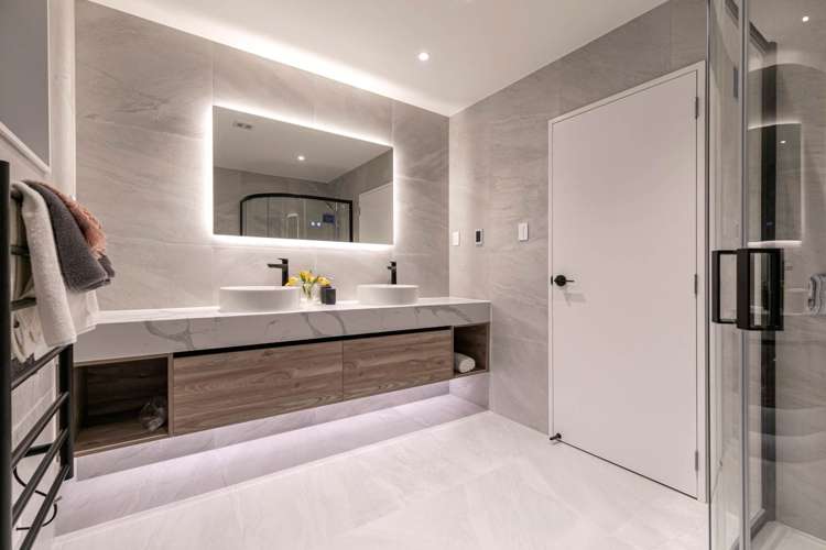 6 Kaupeka Road Orewa_11