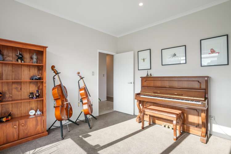 15 Turua Rise Karaka_13