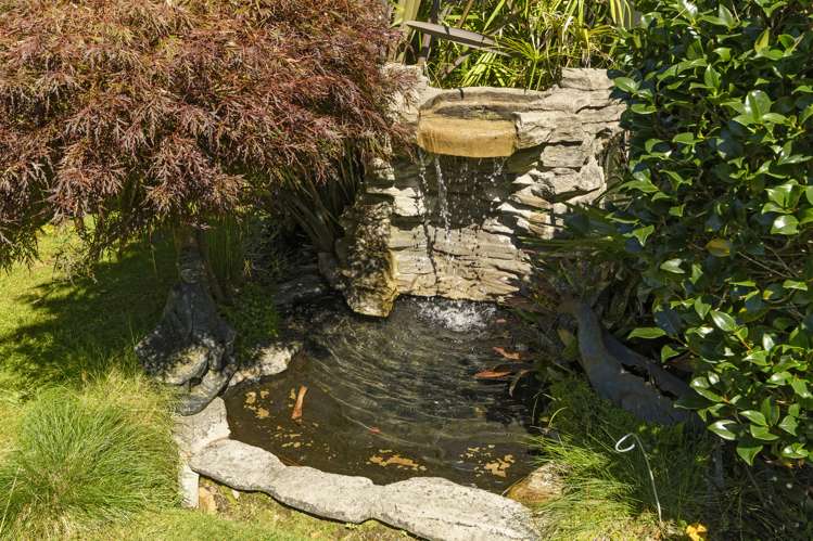 61 Stableford Drive Pyes Pa_22